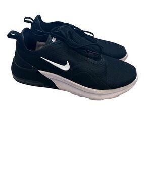 Nike Black Air Max Motion 2